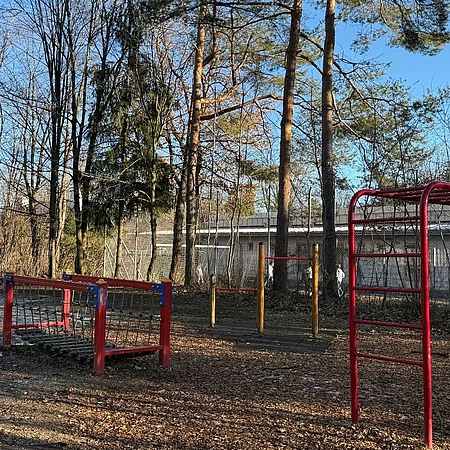 verschiedene Spielgeräte