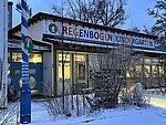 Kindergarten Regenbogen im Winter